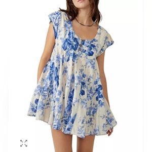 Free People Ivory And Blue Sully Floral Mini Pleated Dress With Pockets (S)